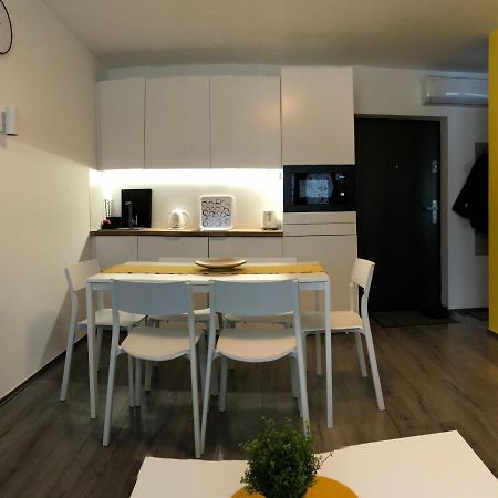Millenove Apartman Balatonföldvár Esterno foto